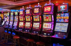 Sugar Rush game interface showing five reels and payline display